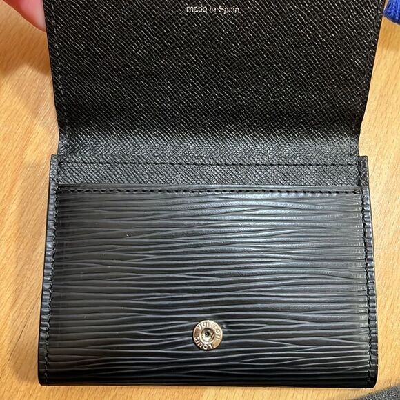 Louis Vuitton Epi Noir Flap cardholder - Picture 7 of 13